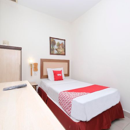 Hotel Sri Sutra - Sungai Buloh Petaling Jaya Luaran gambar