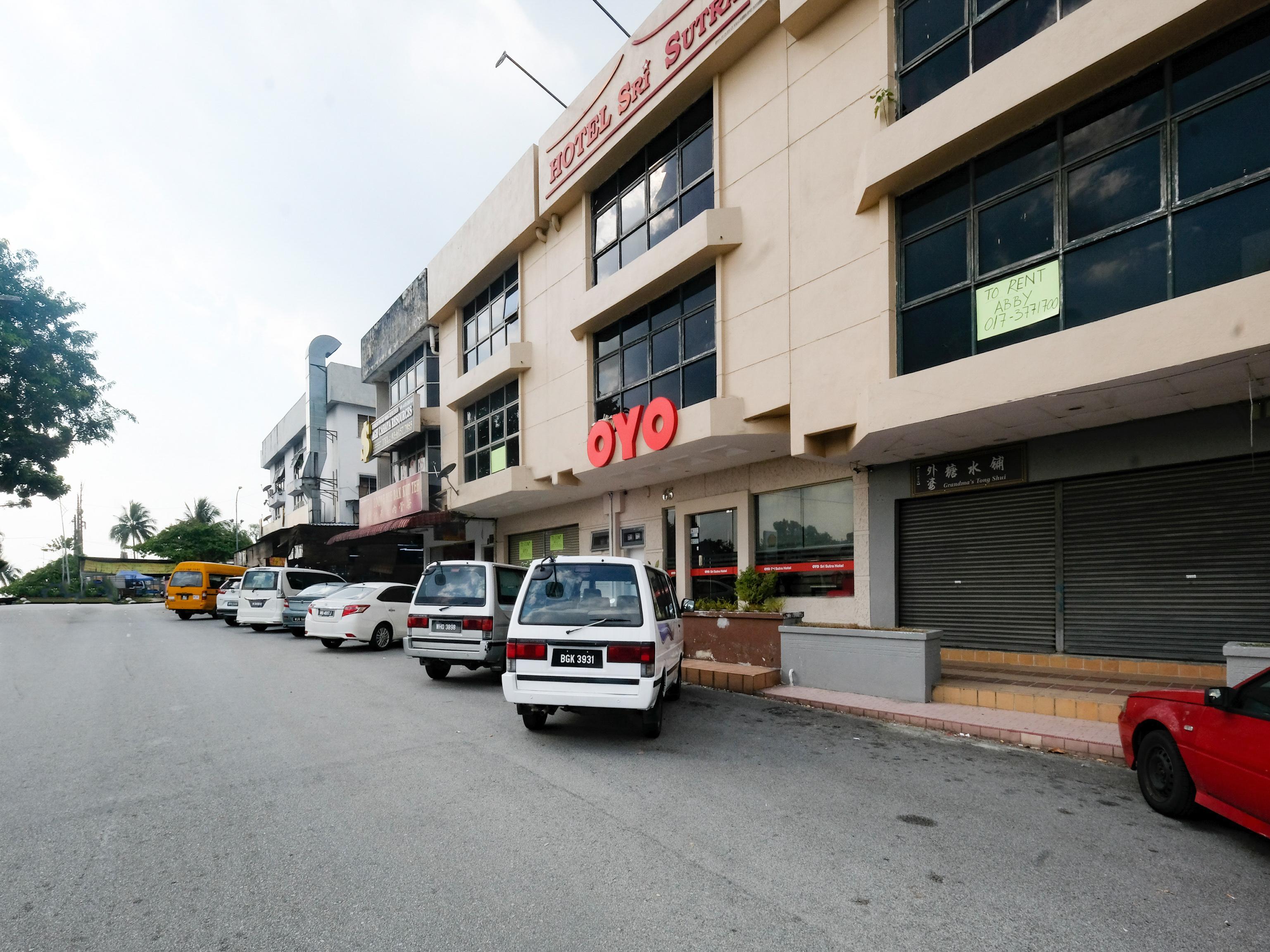 Hotel Sri Sutra - Sungai Buloh Petaling Jaya Luaran gambar