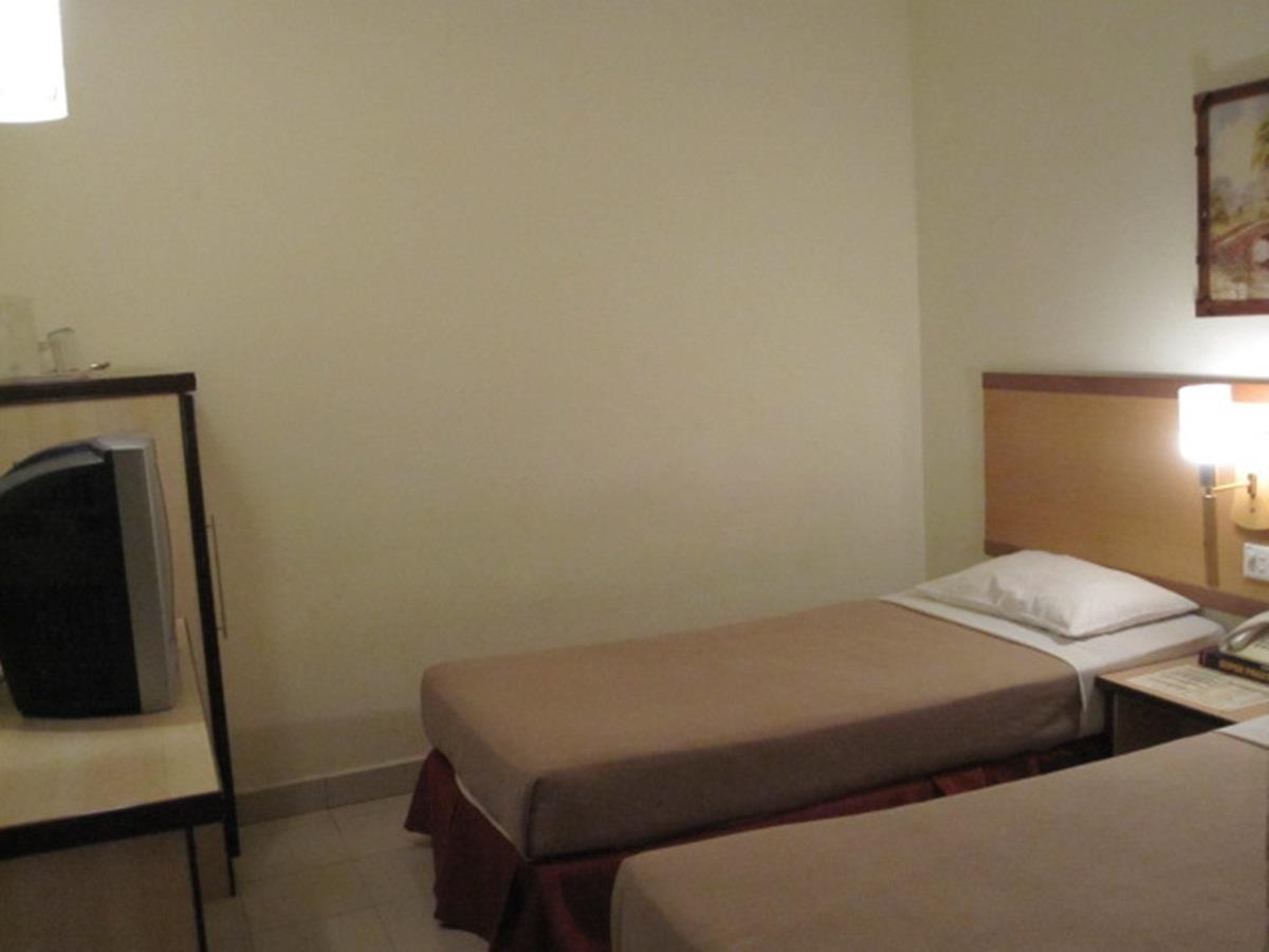 Hotel Sri Sutra - Sungai Buloh Petaling Jaya Luaran gambar