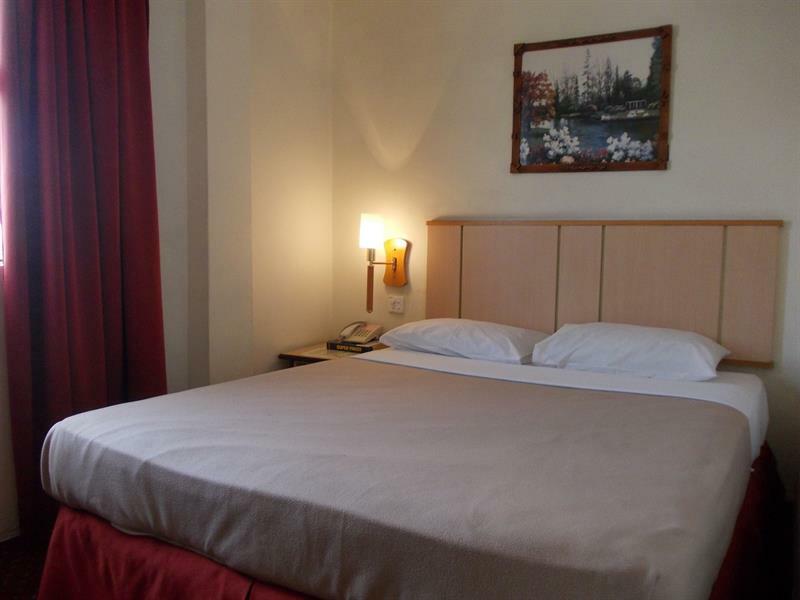 Hotel Sri Sutra - Sungai Buloh Petaling Jaya Luaran gambar